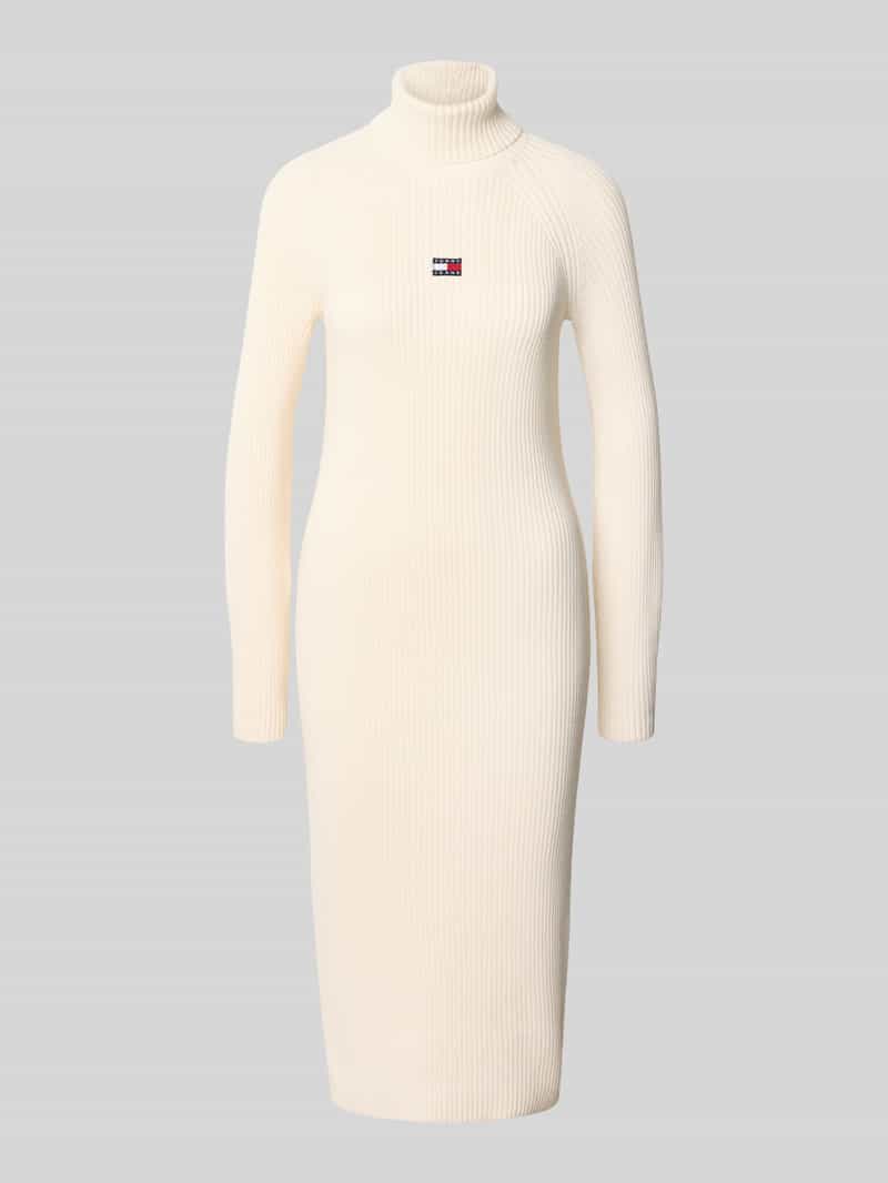 TOMMY JEANS Gebreide jurk TJW MOCKNECK BADGE SWEATER DRESS