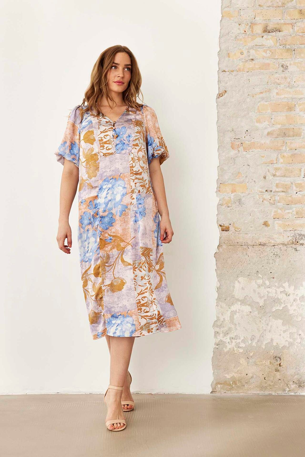 IN FRONT DANA DRESS 16202 516 (Multi Blue 516)