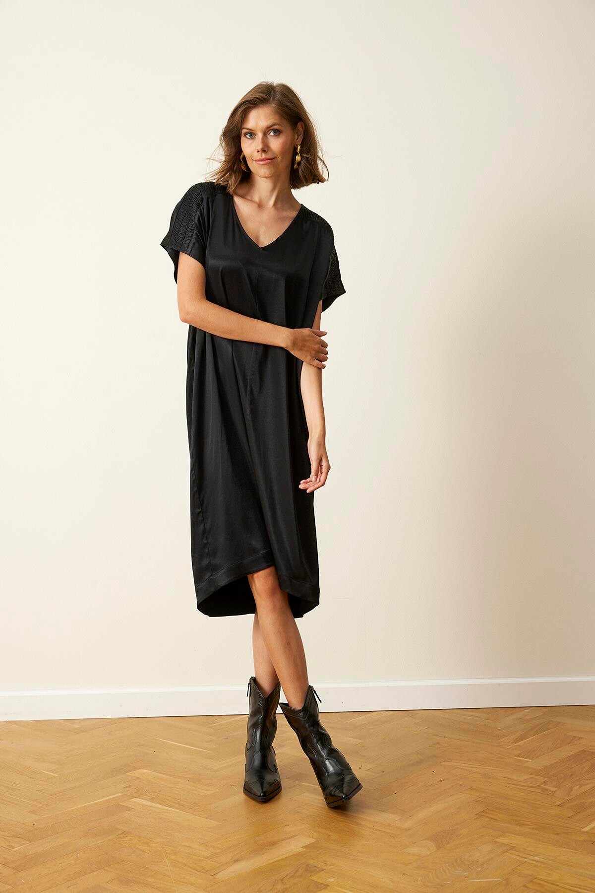 IN FRONT ROZA DRESS 15968 999 (Black 999)