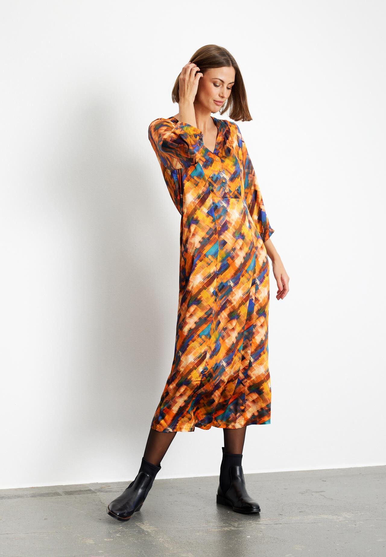 IN FRONT LUISA DRESS 15339 495 (Paprika 495)