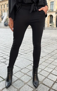Jurkjes Strik Broek Basic Zwart