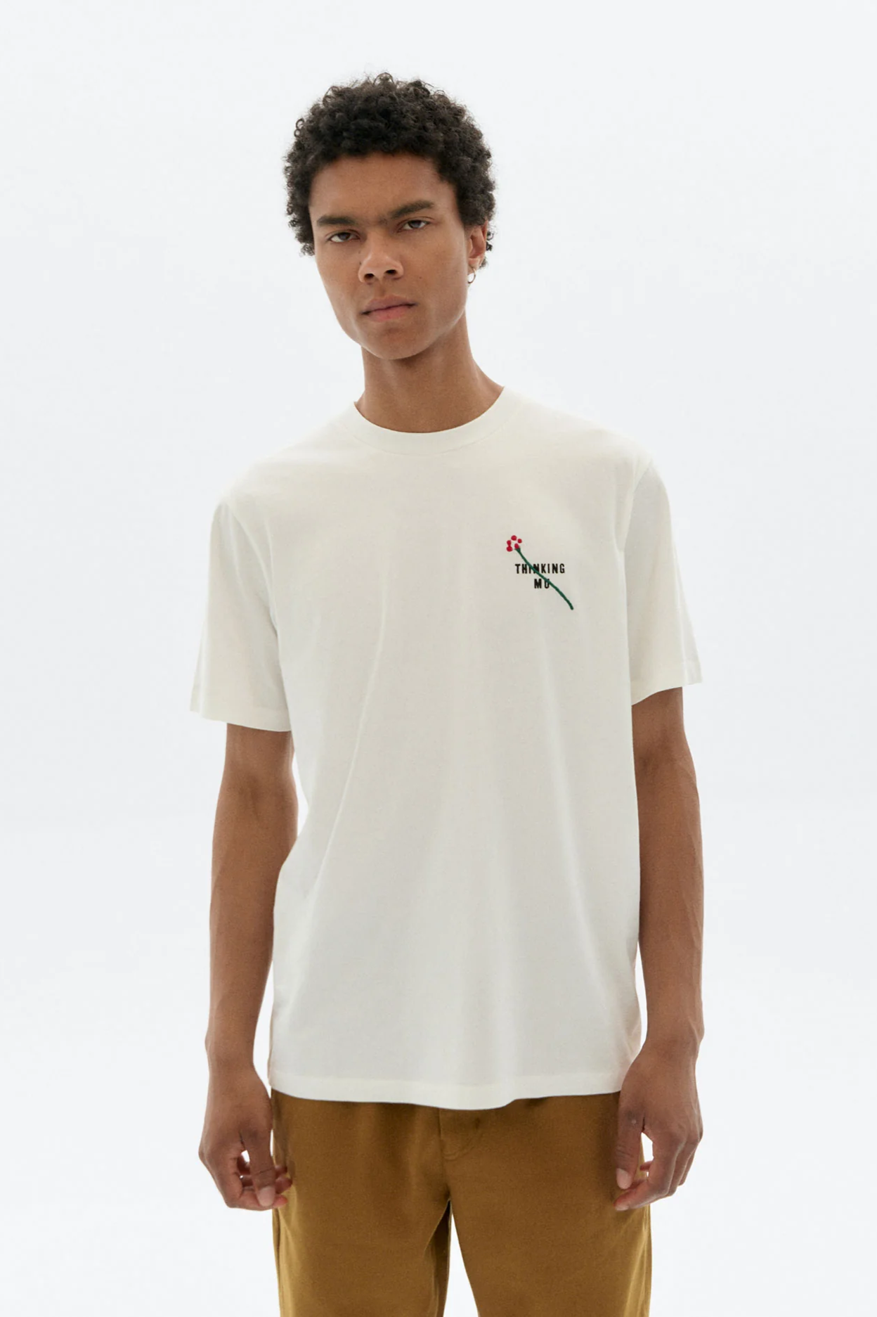 Thinking mu Herren vegan T-Shirt Zach Blumenstickerei WeiÃŸ