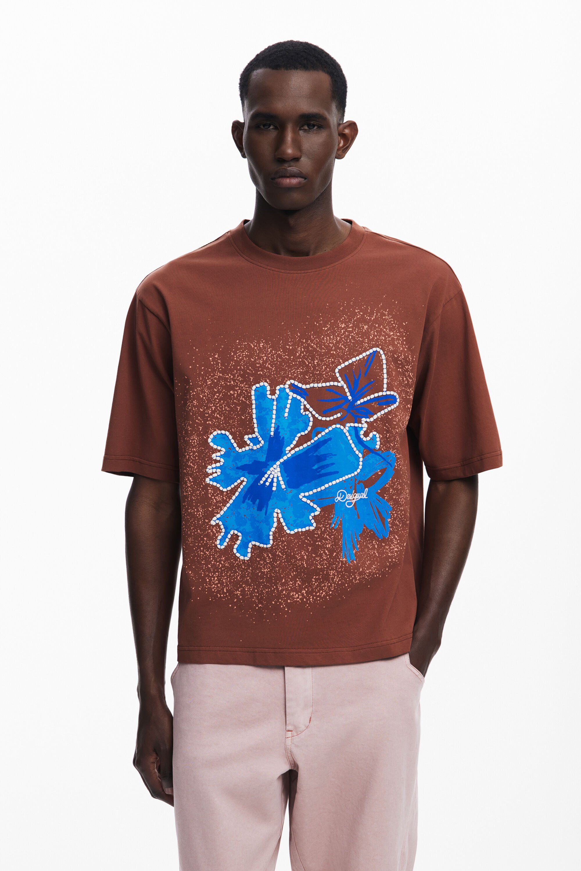 Desigual T-shirt met korte mouwen en bloemenpatch - BROWN