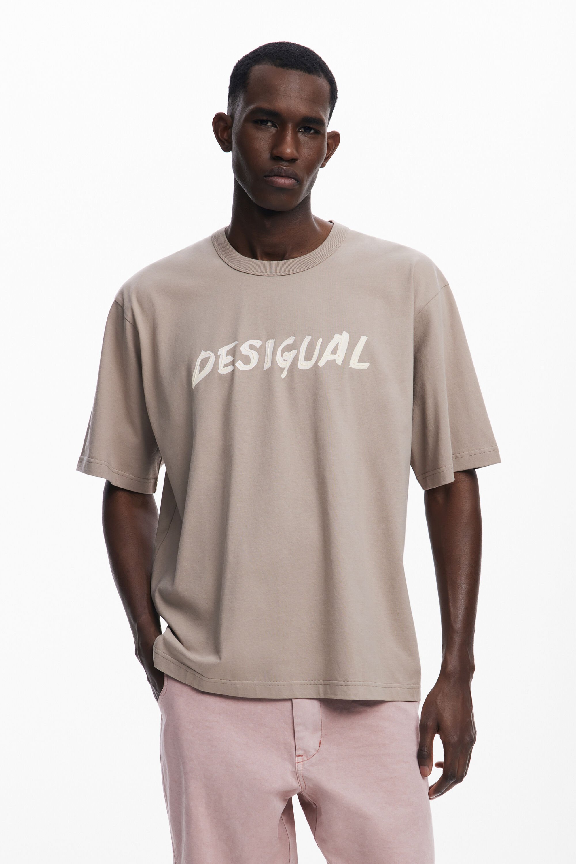Desigual T-shirt met korte mouwen en logo met textuur - BROWN