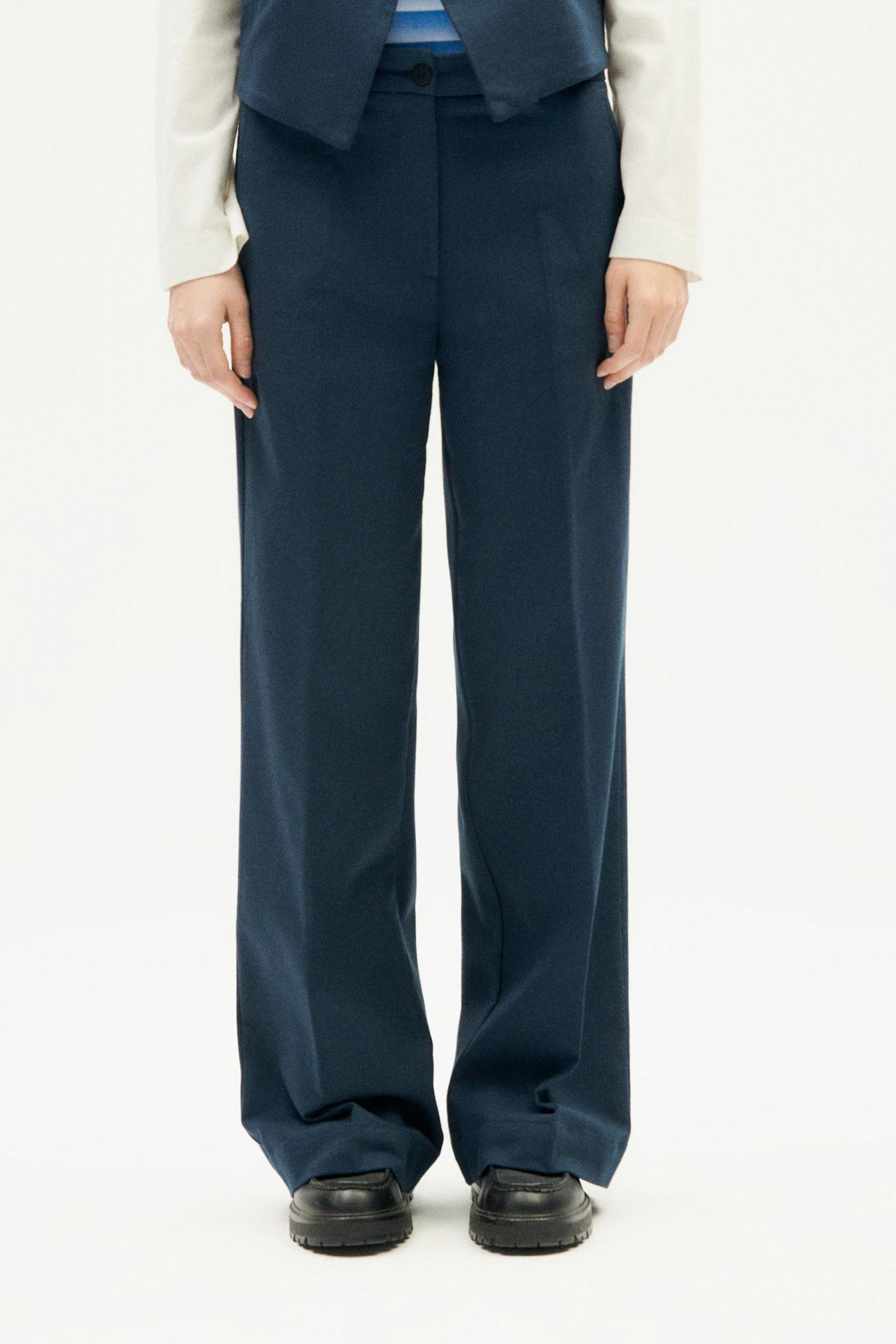 Thinking mu Damen vegan Hose Hermine Dunkelblau