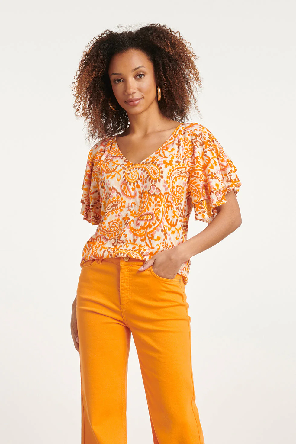 Smashed Lemon 24013 paisley print v-hals top met ruches |