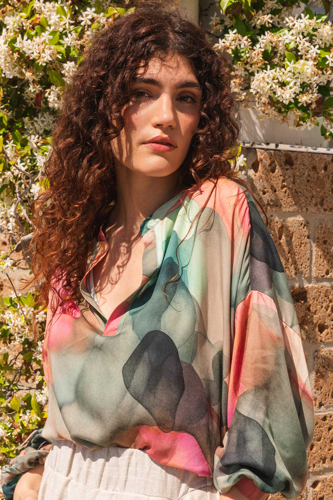 WiDDA Damen vegan Bluse Monya Wolken Muster Multicolour