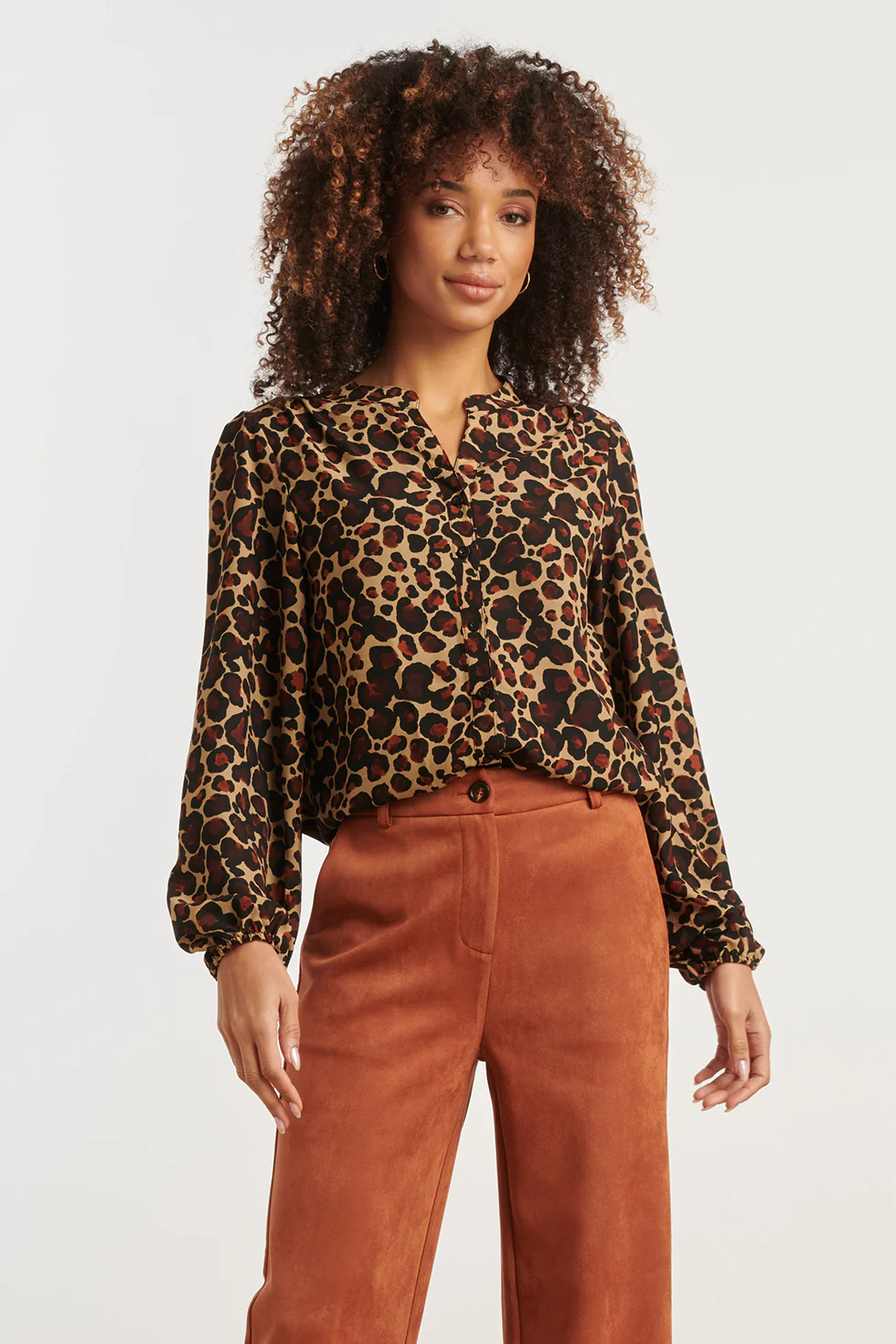 Smashed Lemon Chiffon blouse met cheetahprint en pofmouwen in camel en bruin |