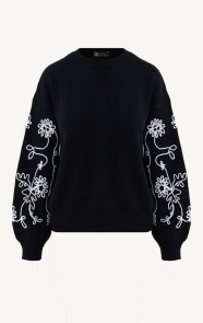 The Musthaves Embroidery Flower Sleeve Sweater Zwart