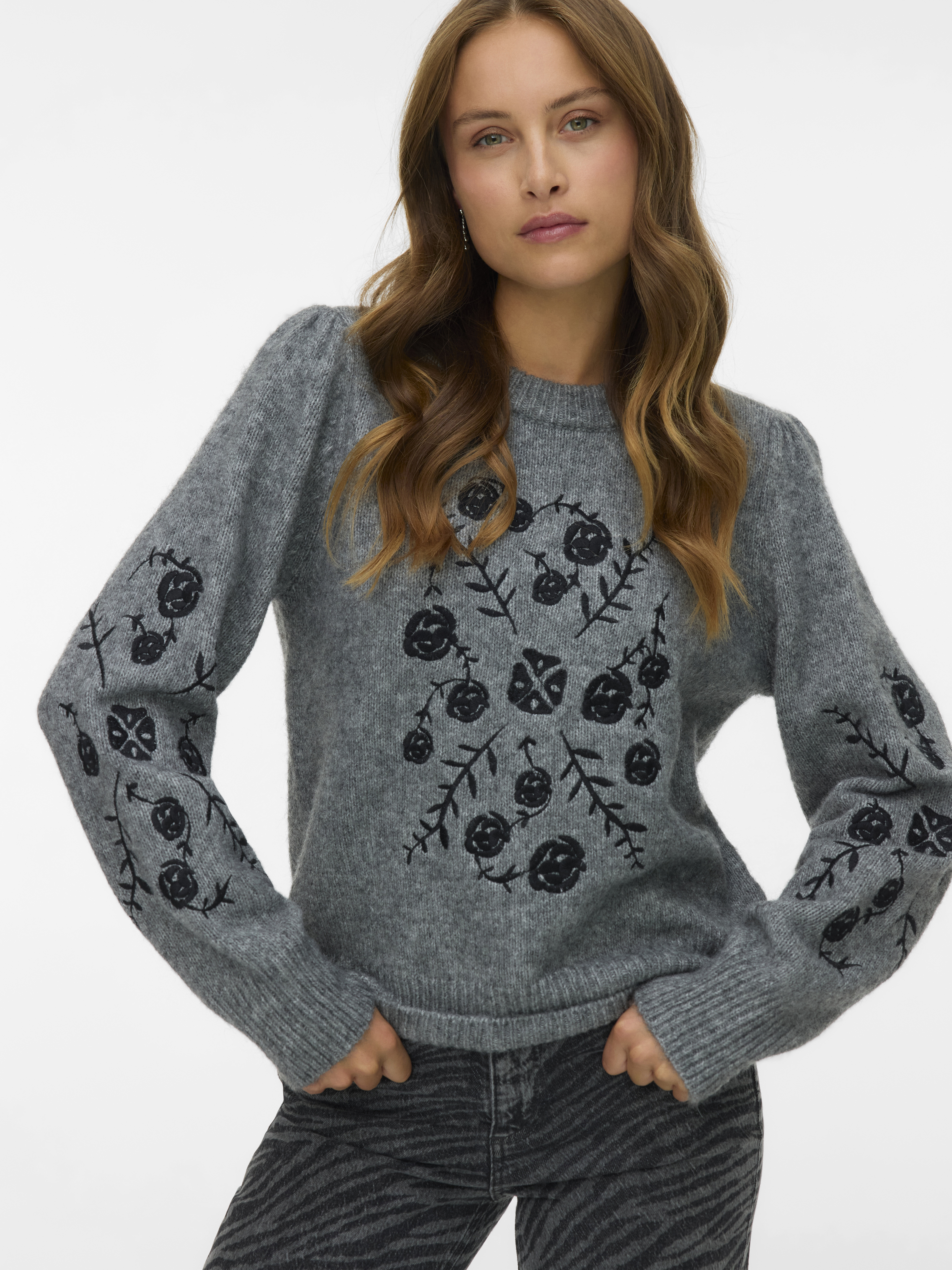 Vero Moda Vmjuta ls o-neck embrodery pullover