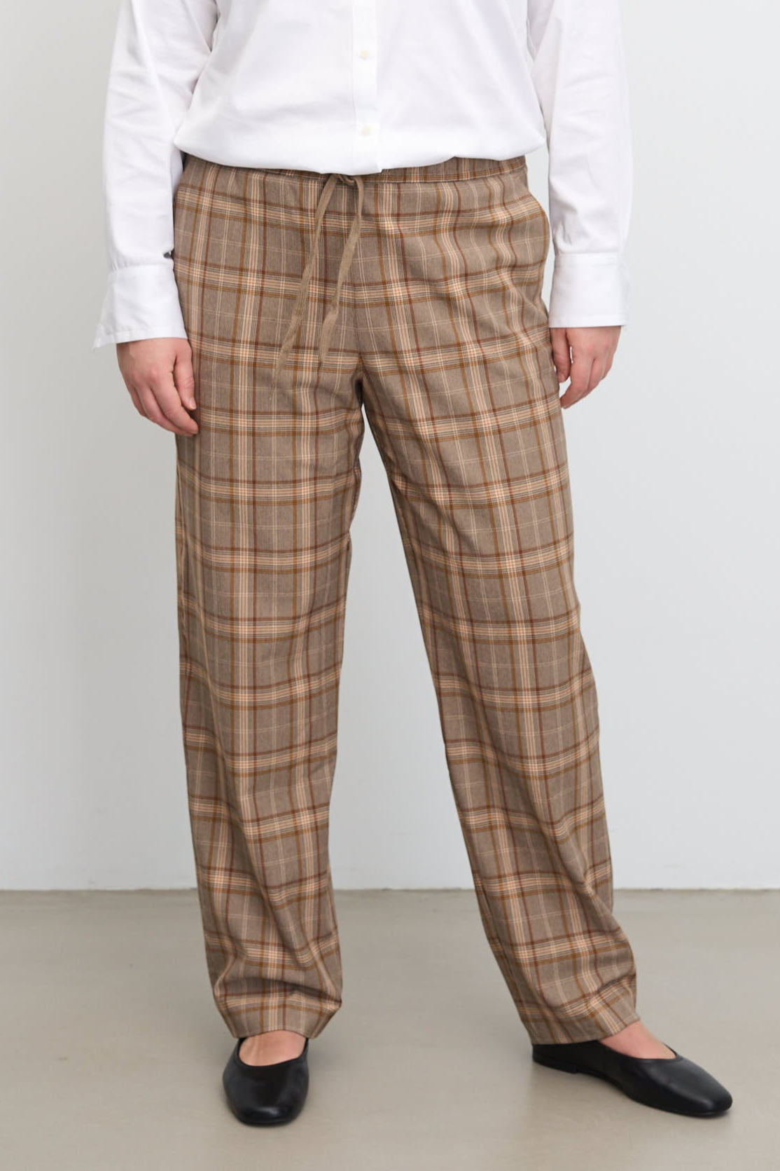 LAURIE Damen vegan Hose Medium Length Relaxed Deer Check