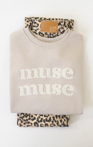 The Musthaves Muse Muse Sweater Beige
