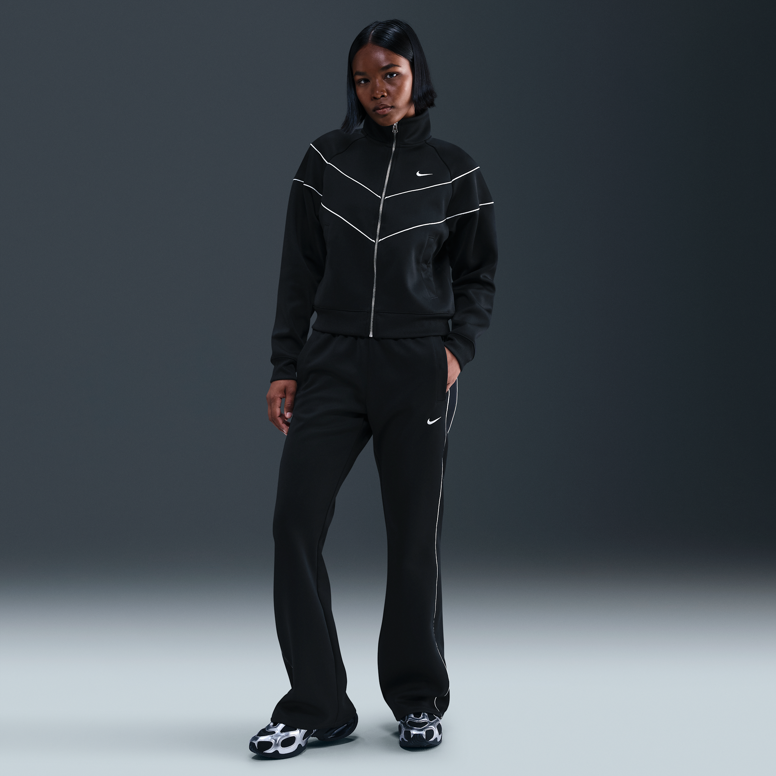 Nike Sportswear Windrunner aansluitende knit damesbroek met halfhoge taille - Zwart