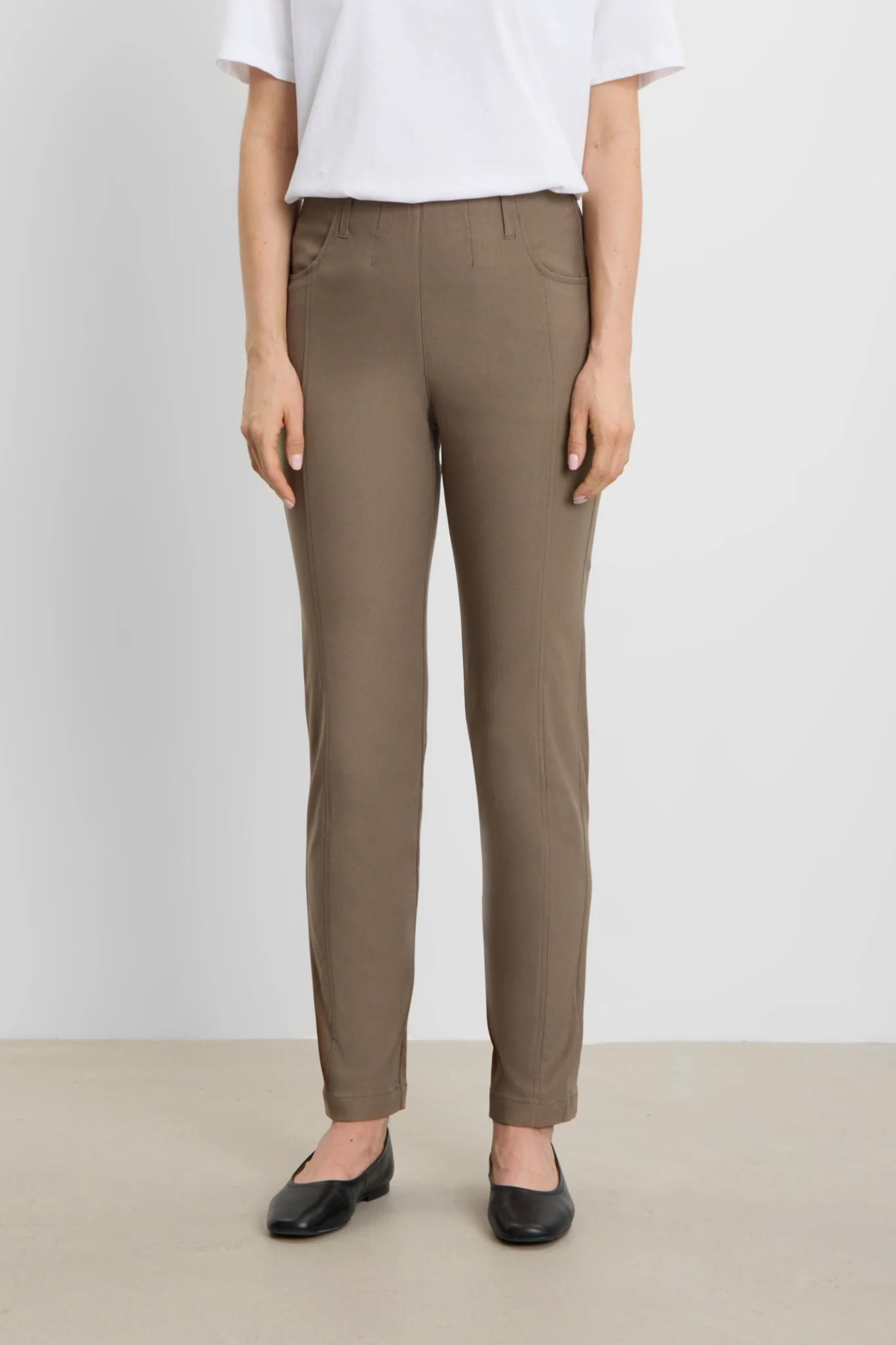LAURIE Damen vegan Hose Rose Pure Regular Kurze LÃ¤nge Sika Beige
