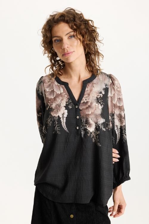 IN FRONT MILLER BLOUSE 16823 815 (Cafe Latte 815)