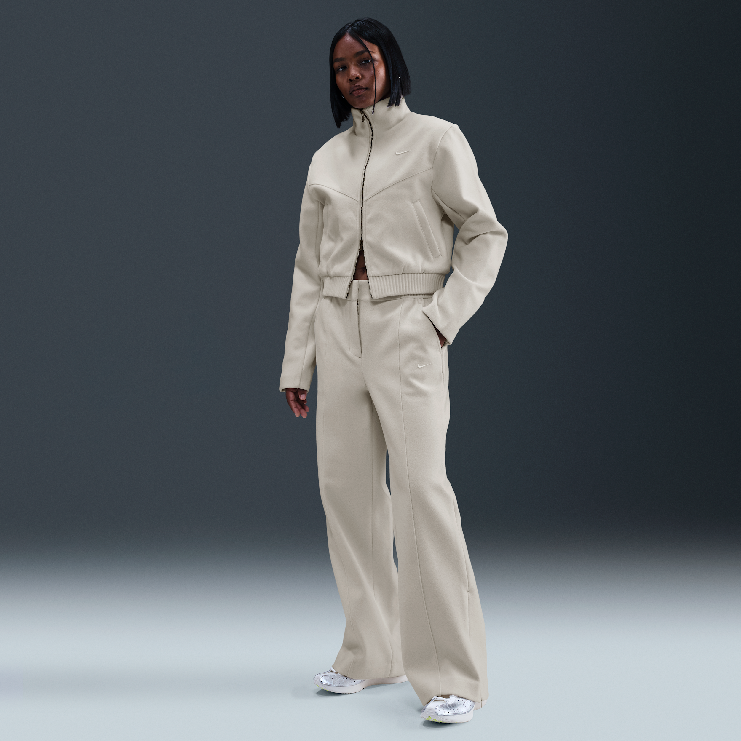 Nike Sportswear getailleerde damesbroek - Bruin