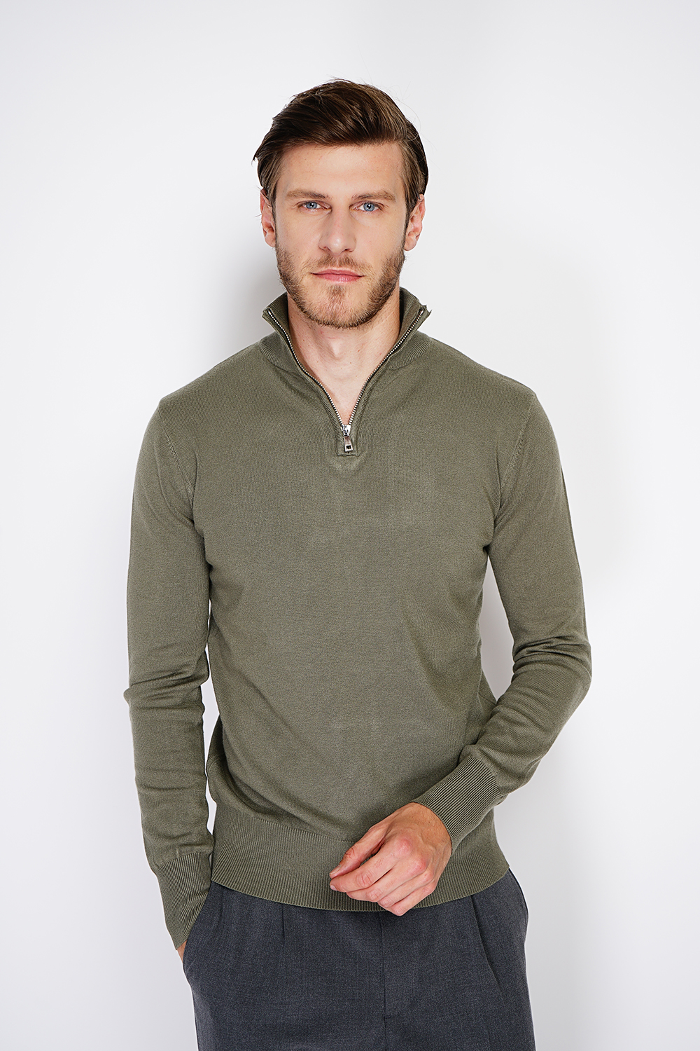 William de Faye Zipped sweater kaki