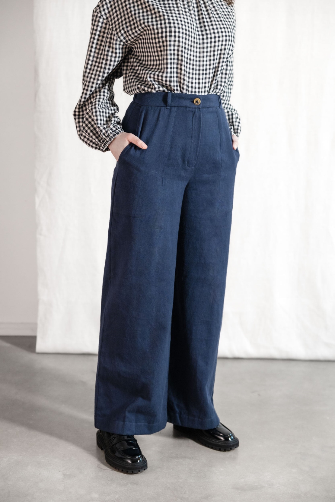 Jyoti Fair Works Damen vegan Hose Santosh Gray-Blau
