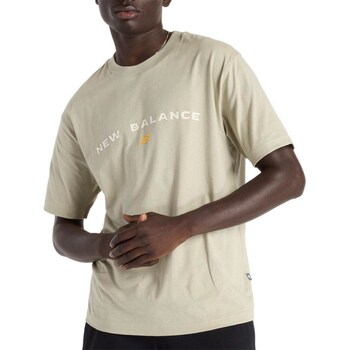 New Balance T-shirt Korte Mouw  MT51506OVN