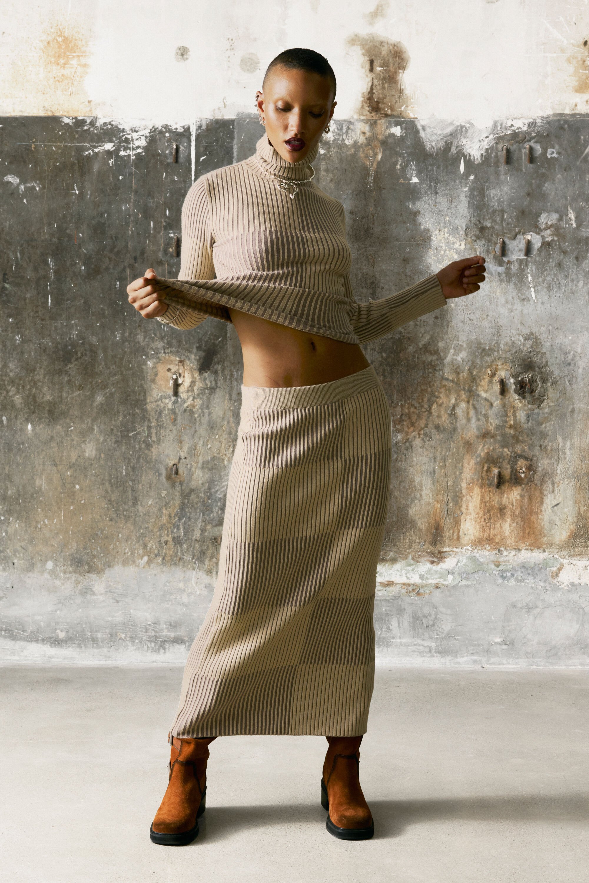 Desigual Hoge hals trui met ruiten - BROWN