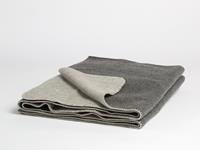 Yumeko Wollen deken dark grey / light grey 75x100