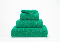 Abyss & Habidecor Super Pile Handdoek 55x100 230 emerald