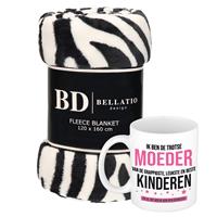 Bellatio Cadeau moeder set - Fleece plaid/deken zebra print met Trotse moeder mok - Mama ontspanning cadeau kerst, moederdag, verjaardag