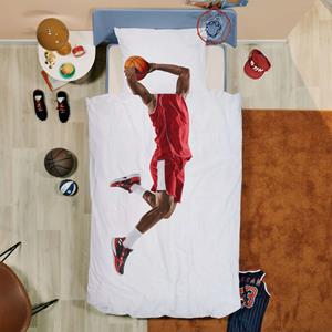 Snurk Amsterdam Dekbedovertrek Basketball Star Red 200 x 200/220 cm incl. 2 kussenslopen 60 x 70 cm