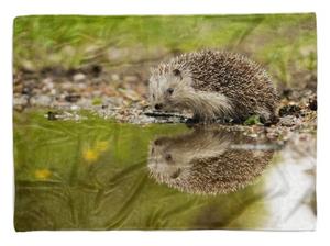 Sinus Art Handtücher »Handtuch Strandhandtuch Saunatuch Kuscheldecke mit Tiermotiv Igel an Wasserstel« (1-St), Handtuch