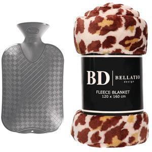 Bellatio Fleece deken/plaid Panter 120 x 160 cm en een warmwater kruik 2 liter -