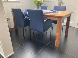 ShopX Leren eetkamerstoel comfort met wieltjes en armleuning, blauw leer, blauwe keukenstoelen