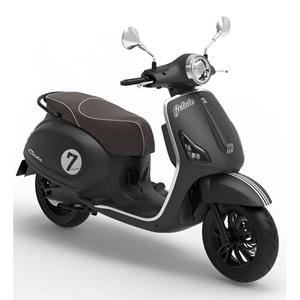 Doohan Gelato escooter (Vespa Super GTS look)