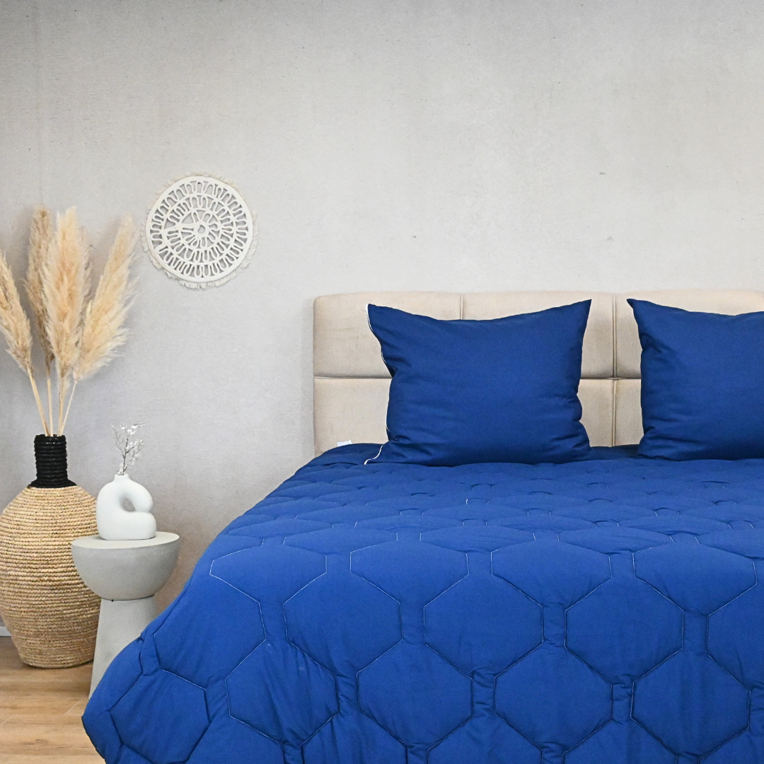 HappyBed Navy | 260x220 - Wasbaar dekbed zonder overtrek - Bedrukt dekbed zonder hoes