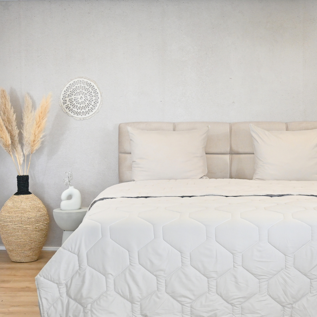 HappyBed Taupe | 260x220 - Wasbaar dekbed zonder overtrek - Bedrukt dekbed zonder hoes