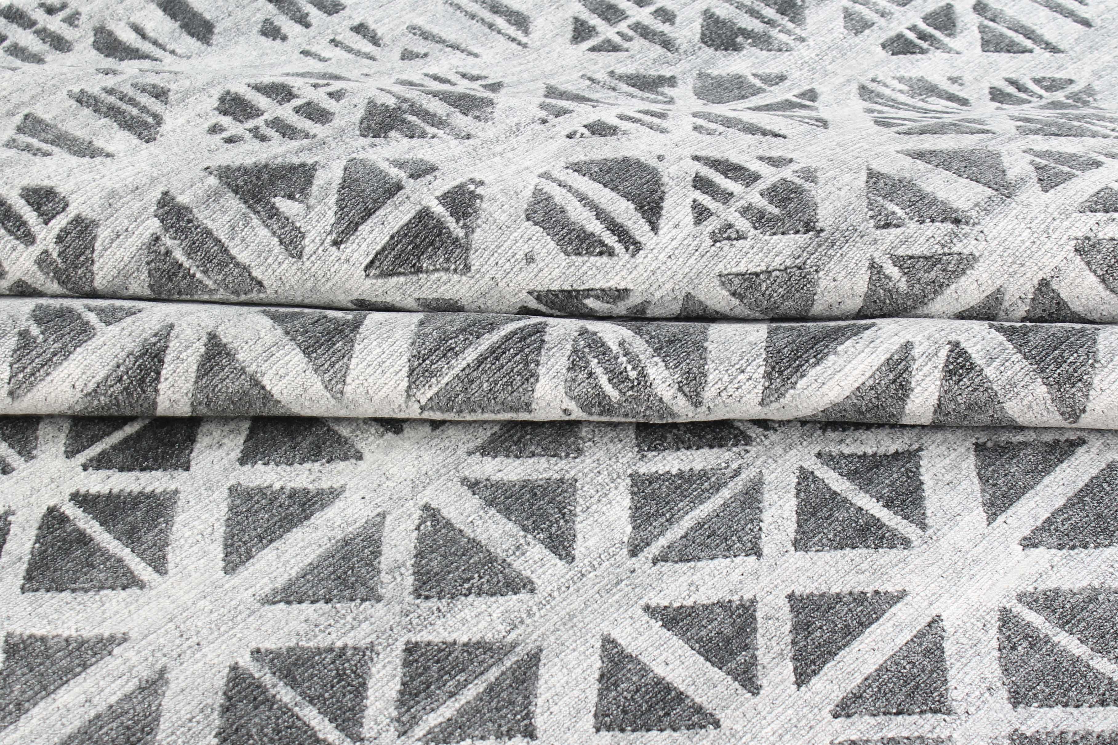 Rezas  Shangri La - Mosaic (Black) - 300x400