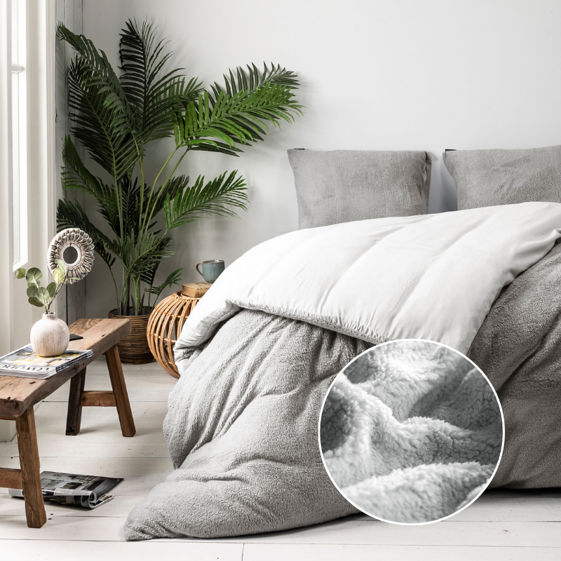 Fresh and Co Dekbedovertrek Teddy Lichtgrijs Effen 200x200 Cm Verwarmend  - 
