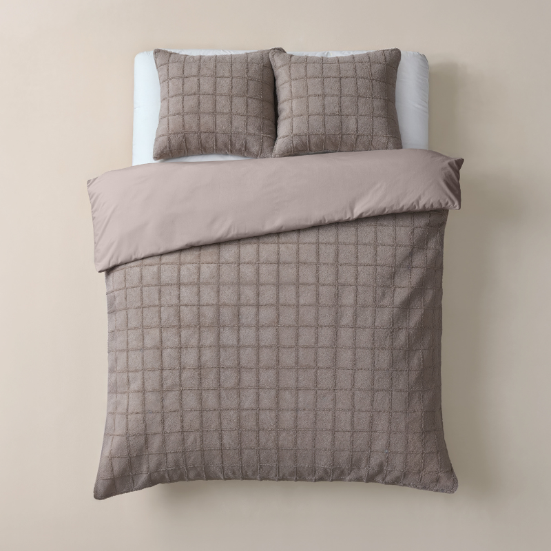 Sleeptime Dekbedovertrek Faux Fur Check Taupe LitsJumeaux (240x220 Cm) Taupe Microvezel Patroon  - Overtrek - 240x220 Cm (Lits-Jumeaux) - - 