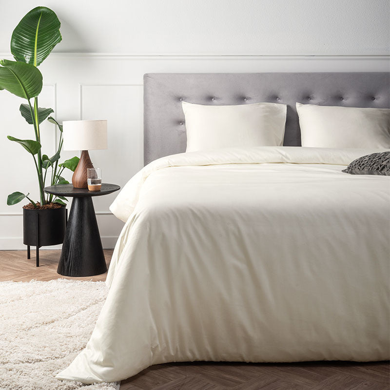 Presence Dekbedovertrek Katoen Satijn Crème Tweepersoons (200x200 Cm) Creme Katoen Satijn Effen  - Overtrek - 200x200 Cm (Tweepersoons) -  - 