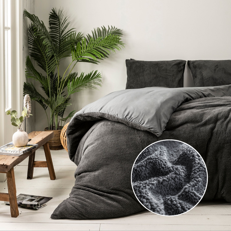 Fresh and Co Dekbedovertrek Teddy LitsJumeaux (240x220 Cm) Antraciet Microvezel Teddy Effen  - Overtrek - 240x220 Cm (Lits-Jumeaux) -  - 