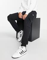 Adidas Essentials - Cargo-joggingbroek in zwart