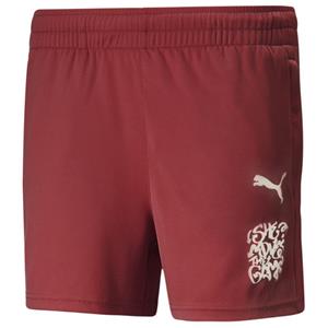 PUMA She Moves The Game Trainingsshorts Damen intense red