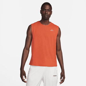 Nike Solar Chase mouwloze hardlooptop met Dri-FIT voor heren - Oranje