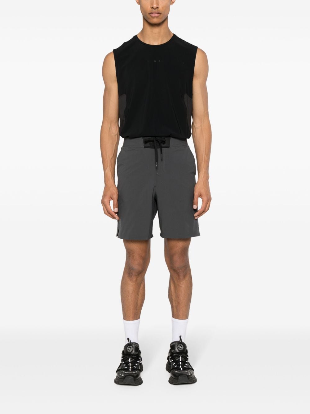 On Running Hybrid logo-print shorts - Grijs