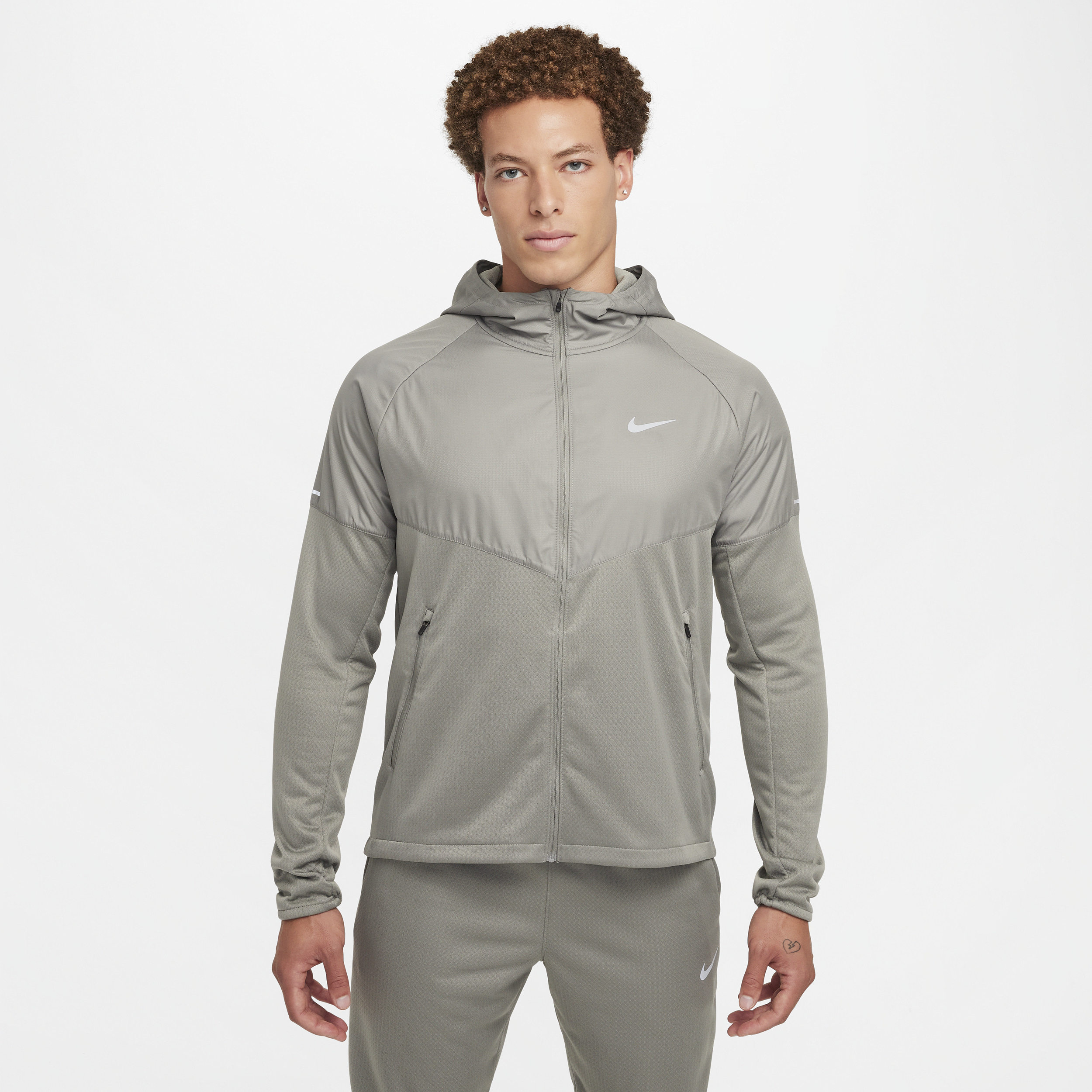 Nike Sphere Miler Therma-FIT waterafstotend hardloopjack voor heren - Grijs