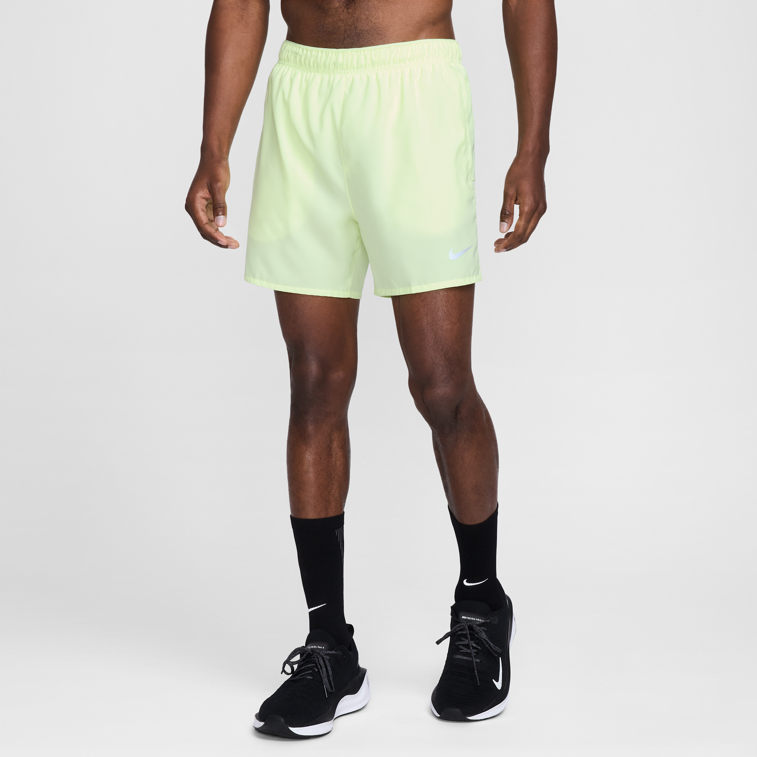 Nike Challenger Dri-FIT hardloopshorts met binnenbroek voor heren (13 cm) - Geel