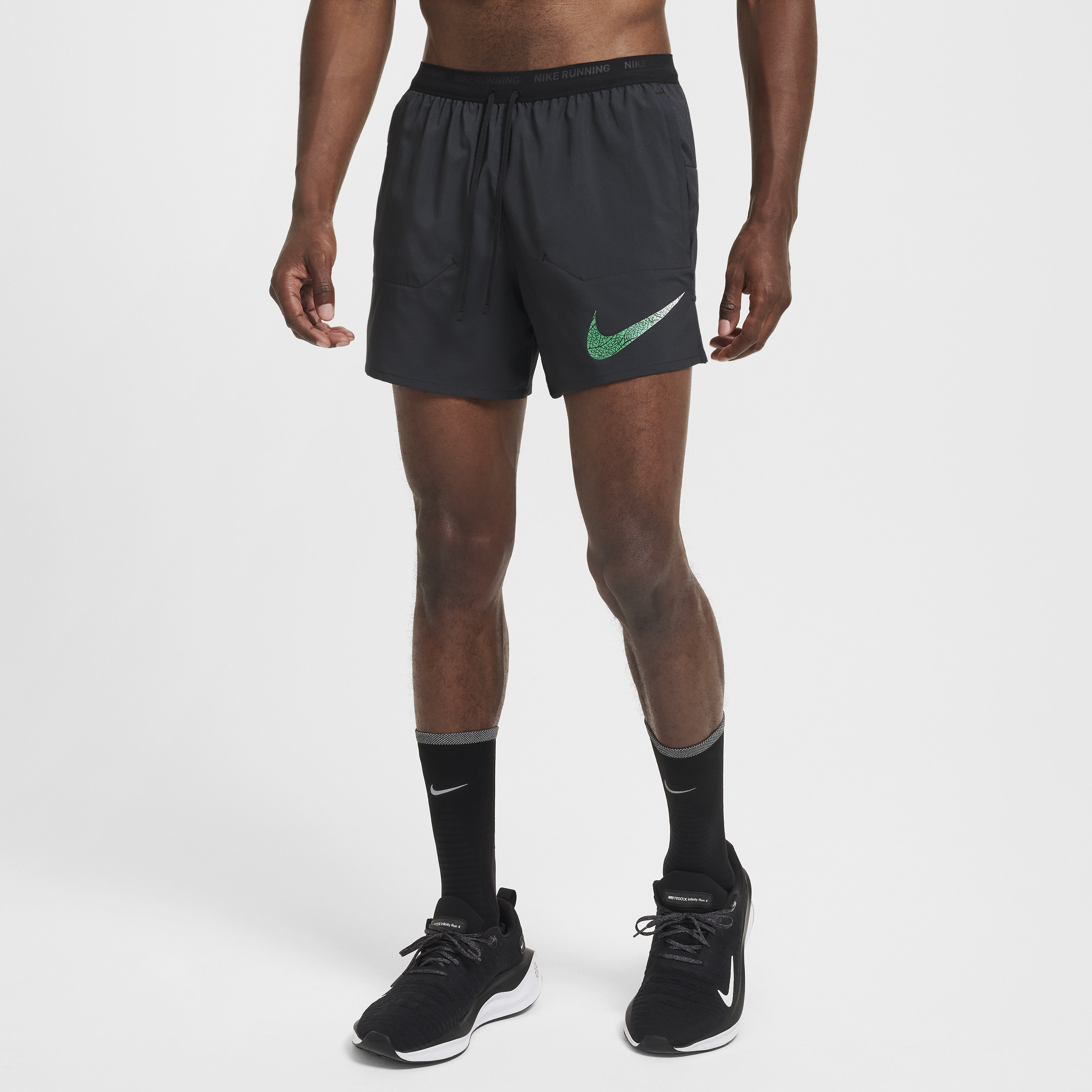 Nike Stride 'Kipchoge' Dri-FIT hardloopshorts met binnenbroek voor heren (13 cm) - Zwart