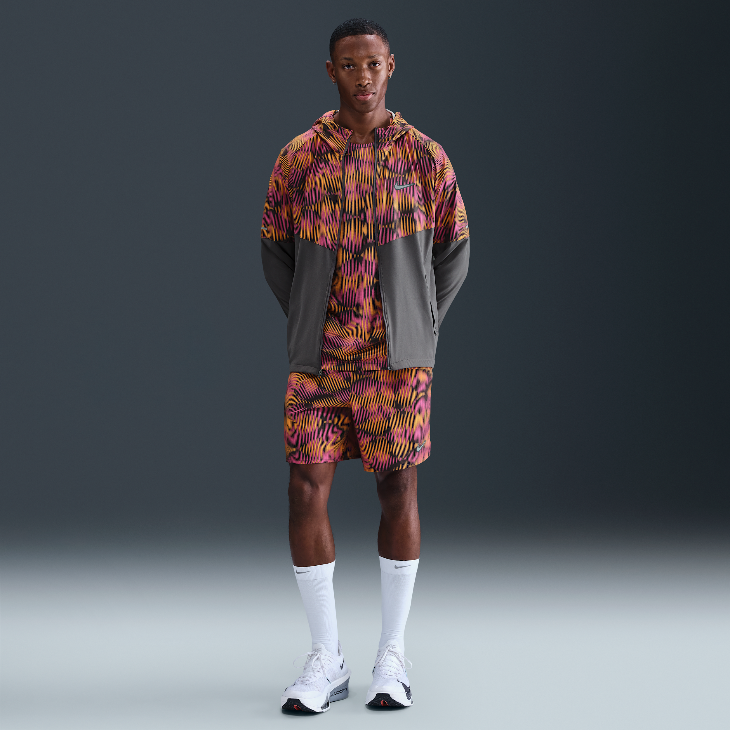 Nike Challenger Hardloopshorts met binnenbroek voor heren (18 cm) - Grijs