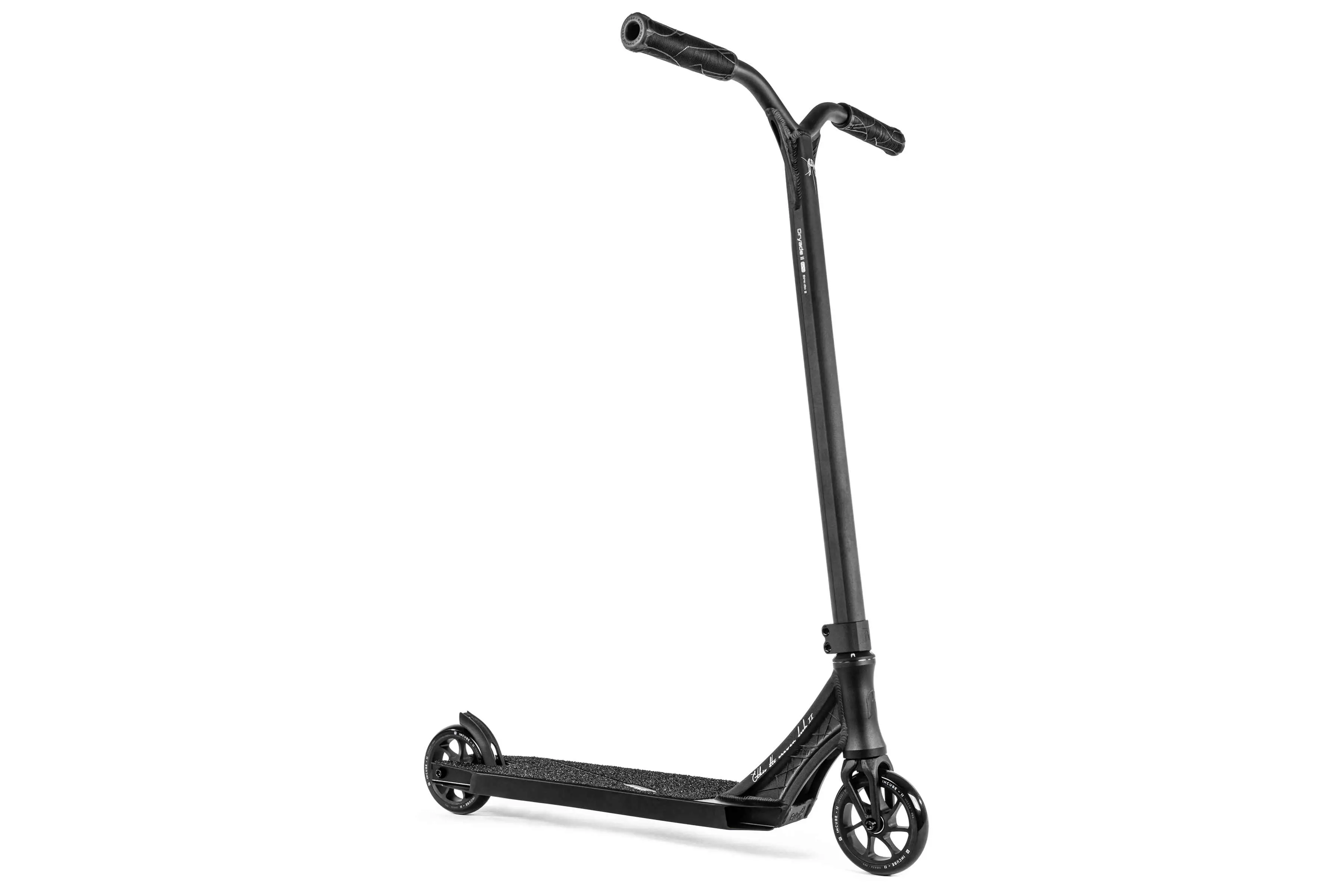 Ethic Erawan V2 M Zwart - Stuntstep Complete