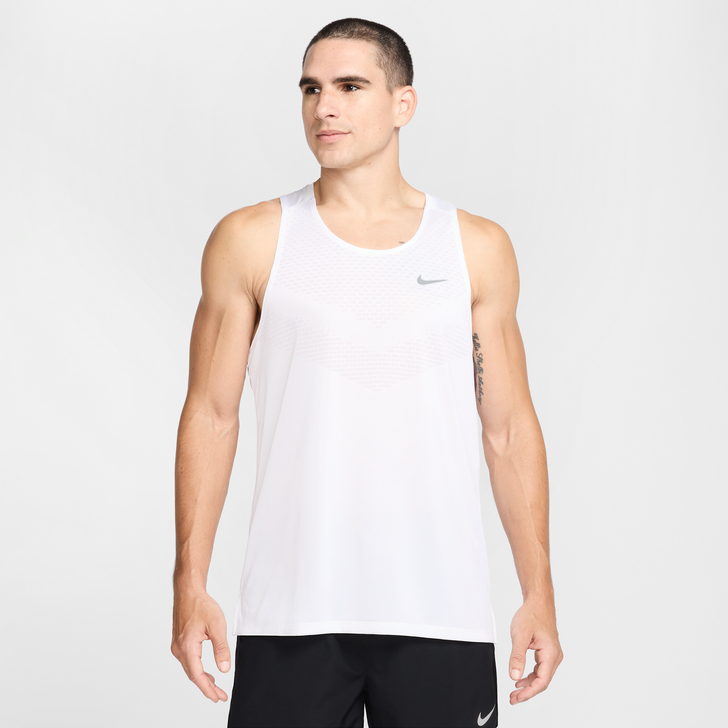 Nike Stride Dri-FIT ADV hardlooptanktop voor heren - Wit