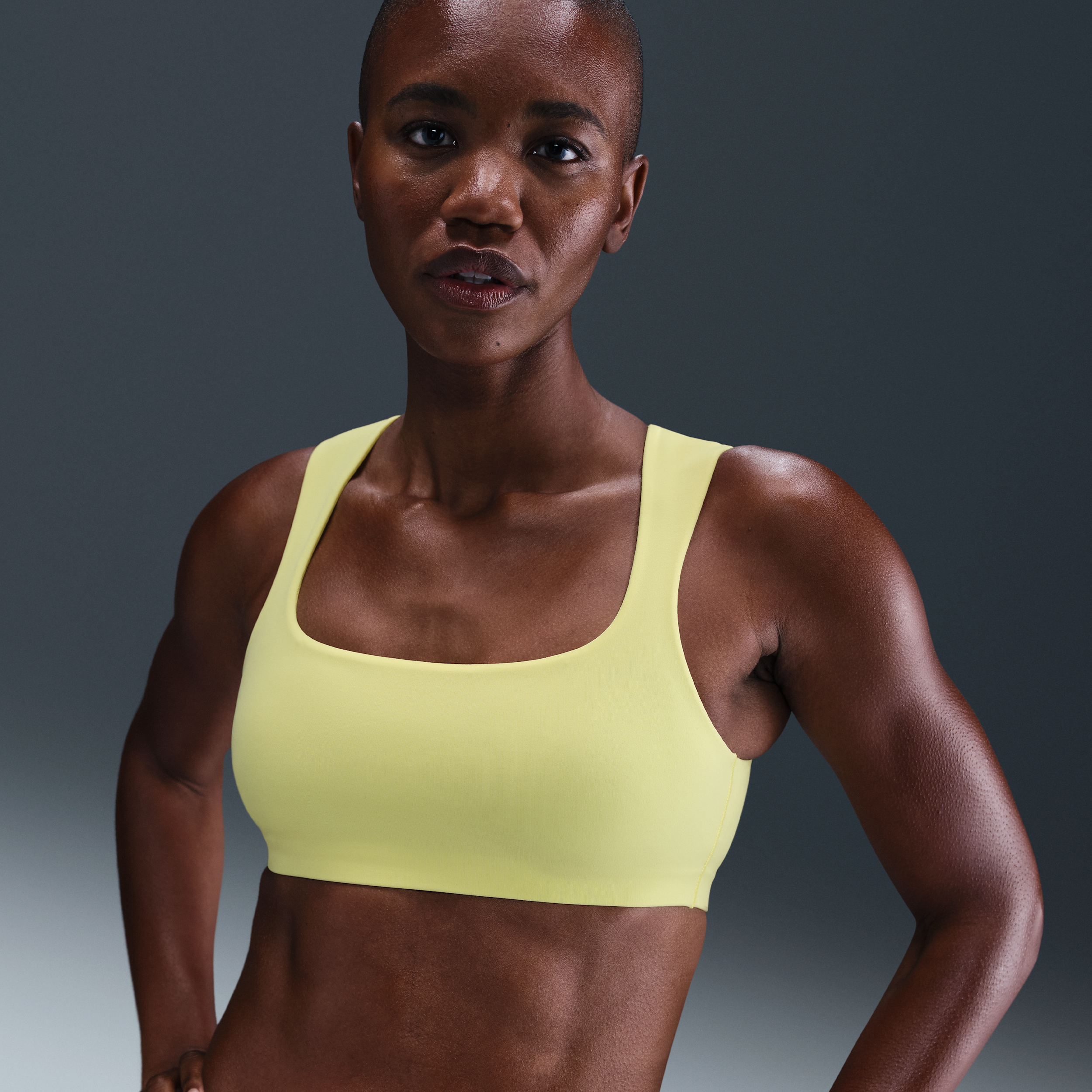 Nike Zenvy licht gevoerde sport-bh met lichte ondersteuning - Geel